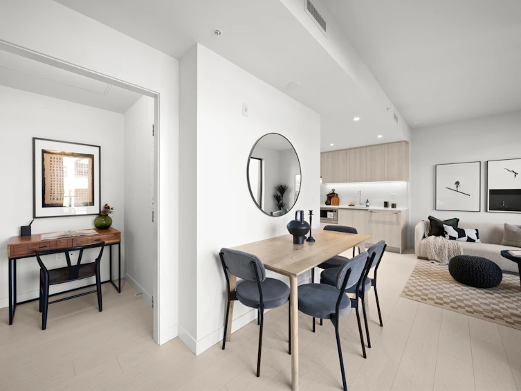 212-4928 Quebec Street, Vancouver, BC, V5W 2N2 - 9