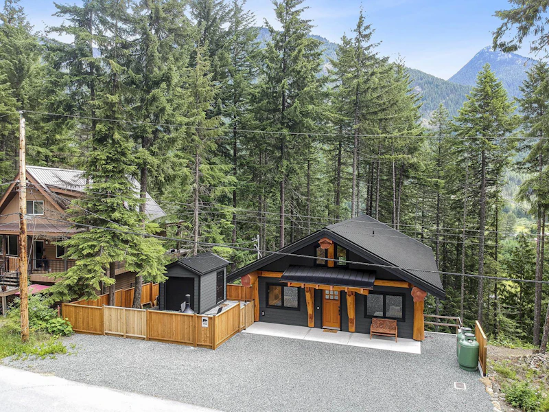 14934 Parkhill Boulevard, Hope BC V0X 1L5