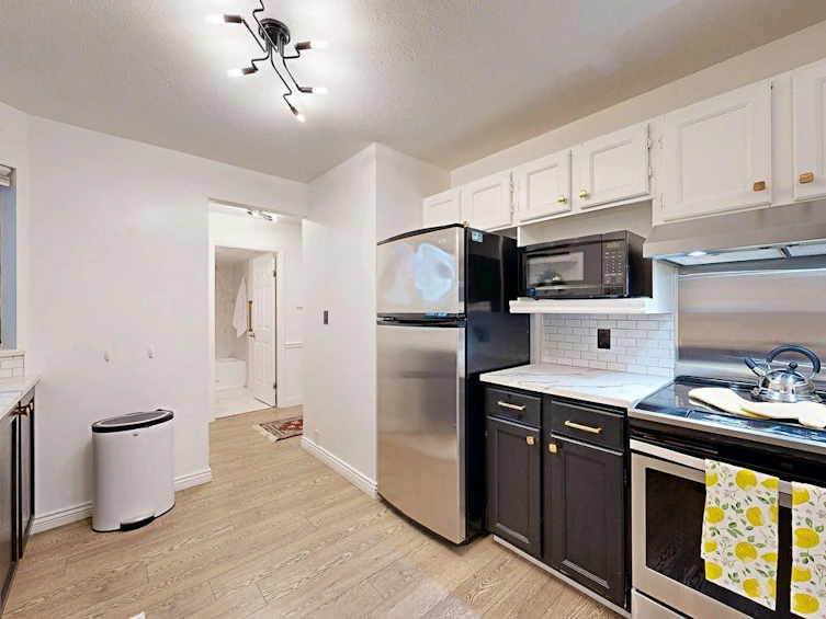 106-1467 Martin Street, Surrey, BC, V4B 3W8 - 8