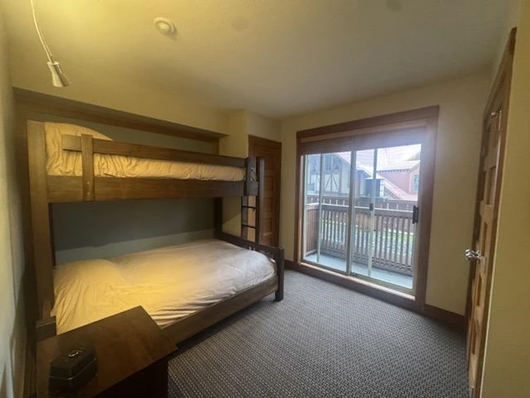 201D-2036 London Lane, Whistler, BC, V8E 0N7 - 6