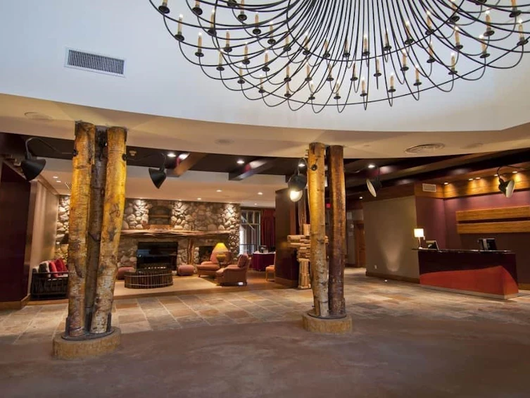 201D-2036 London Lane, Whistler, BC, V8E 0N7 - 20