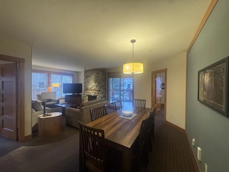 201D-2036 London Lane, Whistler, BC, V8E 0N7 - 18