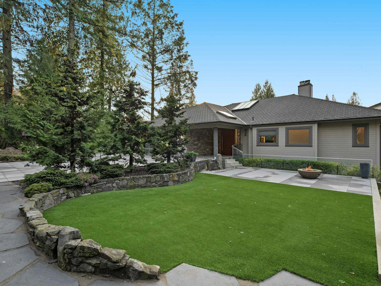 5361 Brookside Avenue, West Vancouver, BC, V7W 1N2 - 2