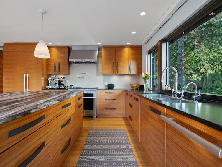 5361 Brookside Avenue, West Vancouver, BC, V7W 1N2 - 9