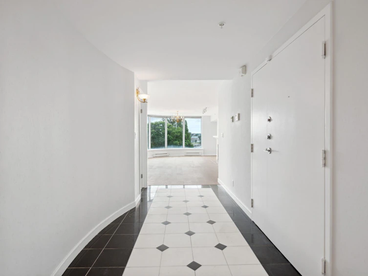 5A-1403 Beach Avenue, Vancouver, BC, V6G 1Y3 - 6