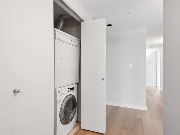 5A-1403 Beach Avenue, Vancouver, BC, V6G 1Y3 - 31
