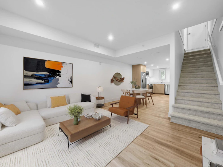 202-2075 E 1st Avenue, Vancouver, BC, V5N 1B6 - 12