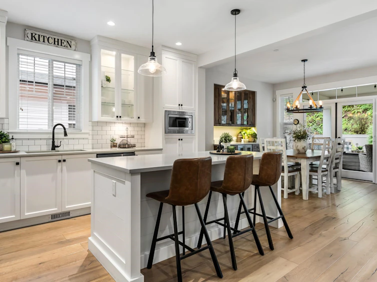 43360 Creekside Circle, Cultus Lake, BC, V2R 0Z4
