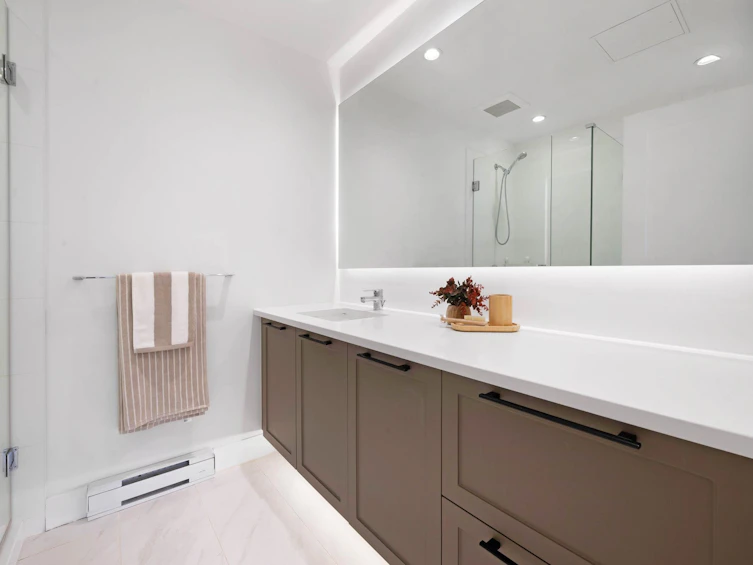 20-3552 Victoria Drive, Coquitlam, BC, V3E 0N7 - 15