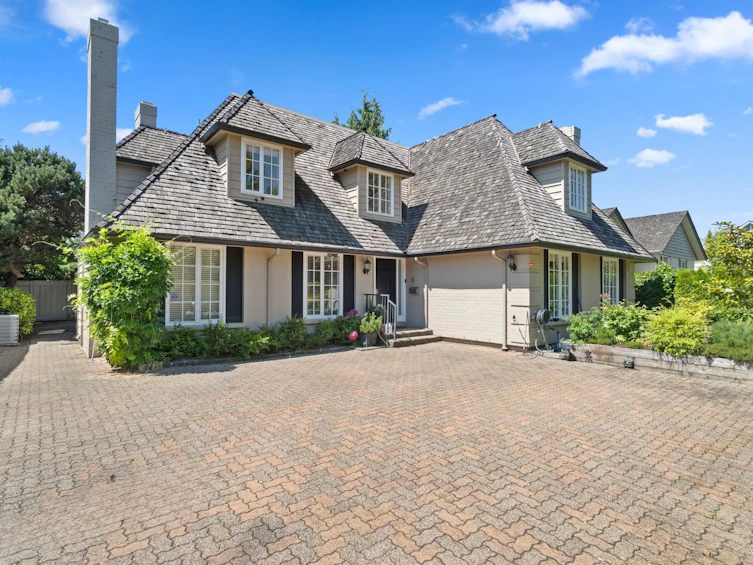 7215 Wiltshire Street, Vancouver, BC, V6P 5H4 - 2