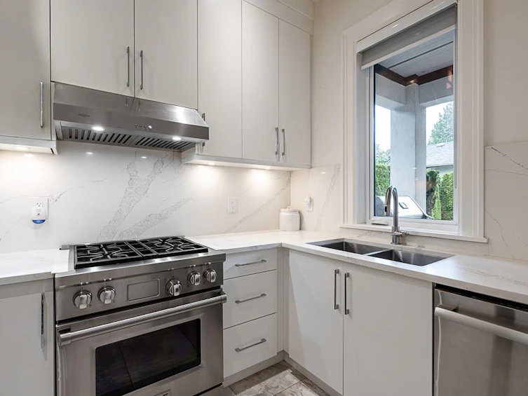14237 Vine Avenue, Surrey, BC, V4B 2S9 - 10