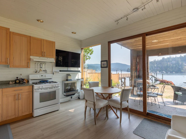 2802 Panorama Drive, North Vancouver, BC, V7G 1V6 - 31