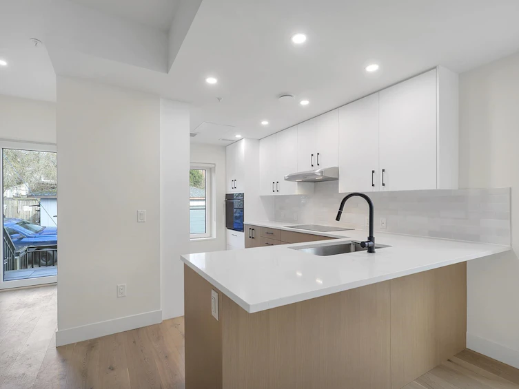 TH8-324 E Ridgeway Avenue, North Vancouver, BC, V7L 3P8 - 15