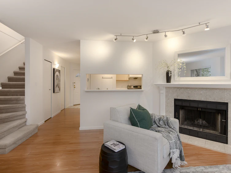 6-4245 Sophia Street, Vancouver, BC, V5V 3V6 - 4