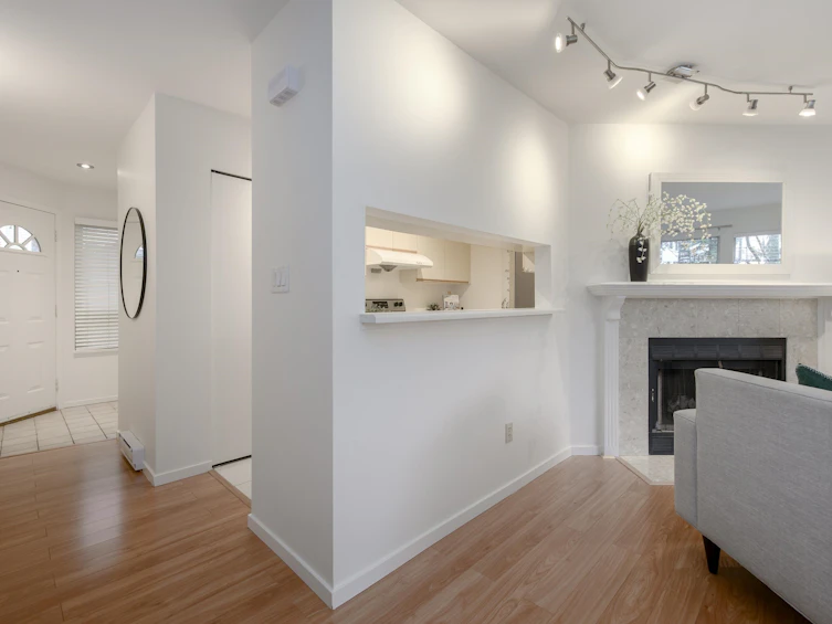 6-4245 Sophia Street, Vancouver, BC, V5V 3V6 - 7