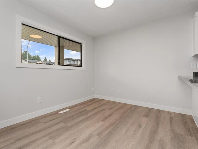 7155 Rochester Avenue, Chilliwack, BC, V2R 2P3 - 11
