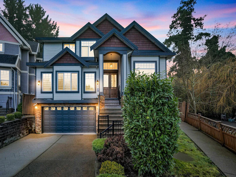 9933 116a Street, Surrey BC V3V 7K5