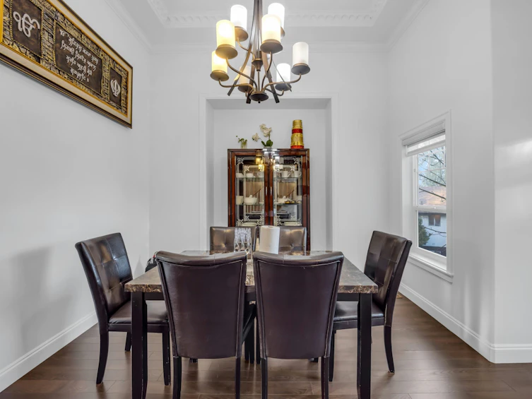 9933 116a Street, Surrey, BC, V3V 7K5 - 9