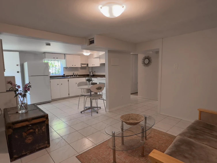 3336 E Georgia Street, Vancouver, BC, V5K 2L4 - 22