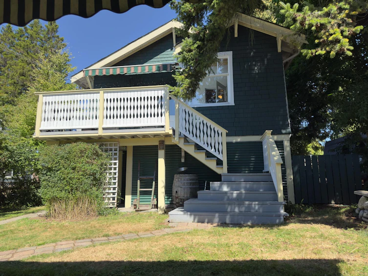 3336 E Georgia Street, Vancouver, BC, V5K 2L4 - 16