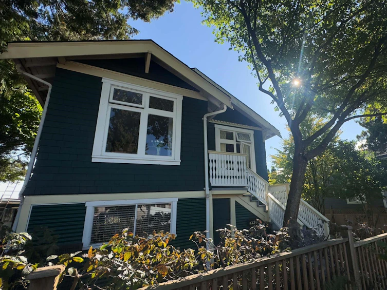 3336 E Georgia Street, Vancouver, BC, V5K 2L4 - 5