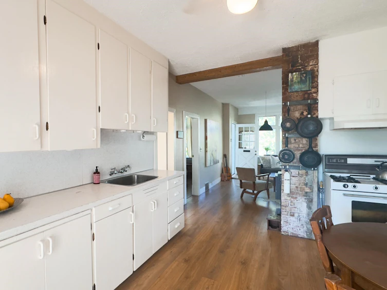 3336 E Georgia Street, Vancouver, BC, V5K 2L4 - 13
