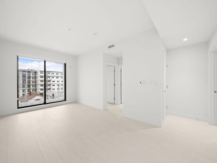 406-4928 Quebec Street, Vancouver, BC, V5W 0G6 - 8
