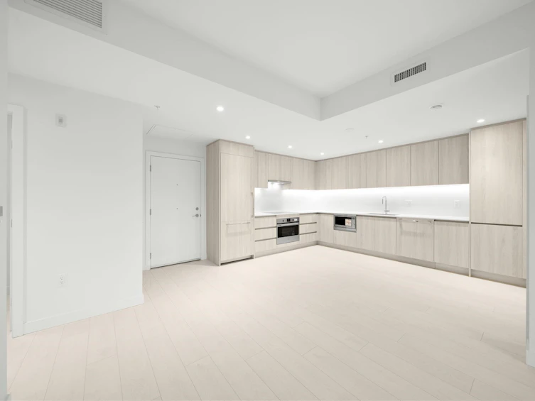 406-4928 Quebec Street, Vancouver, BC, V5W 0G6 - 4