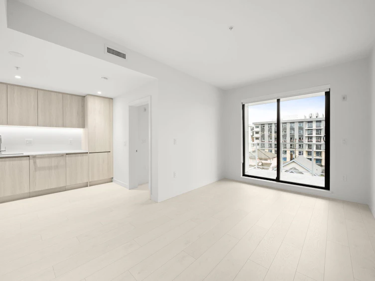 406-4928 Quebec Street, Vancouver, BC, V5W 0G6 - 6