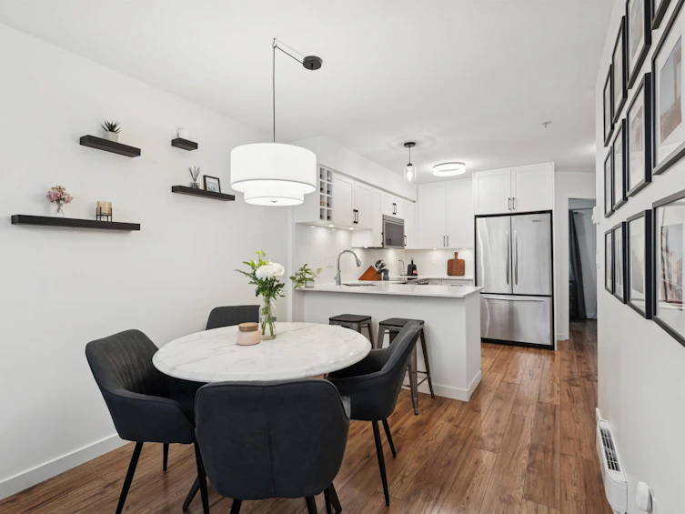 C3-332 Lonsdale Avenue, North Vancouver, BC, V7M 3M5 - 4