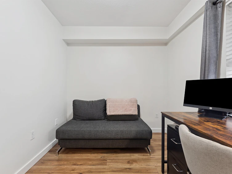 C3-332 Lonsdale Avenue, North Vancouver, BC, V7M 3M5 - 11