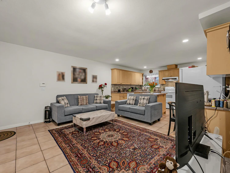 2820 Boundary Road, Vancouver, BC, V5M 3Z8 - 18