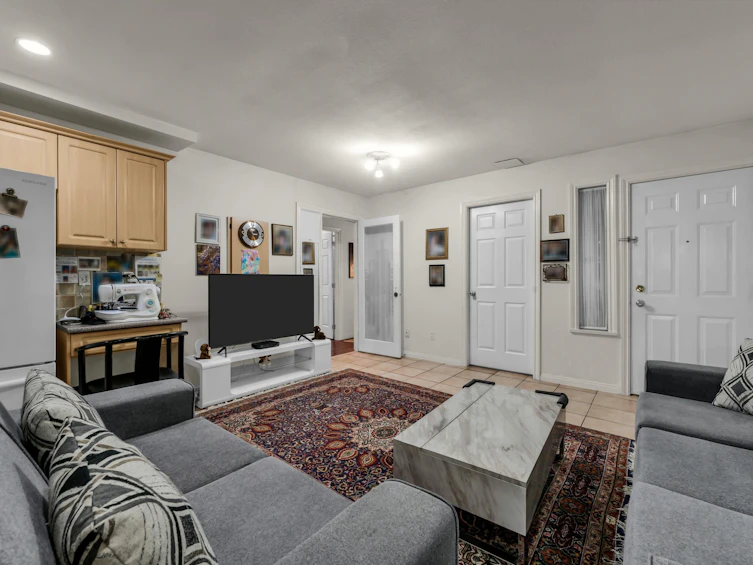 2820 Boundary Road, Vancouver, BC, V5M 3Z8 - 17
