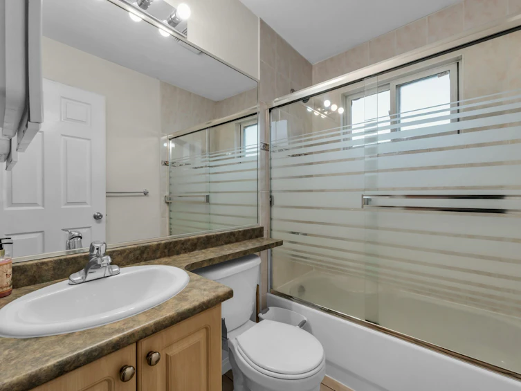 2820 Boundary Road, Vancouver, BC, V5M 3Z8 - 22