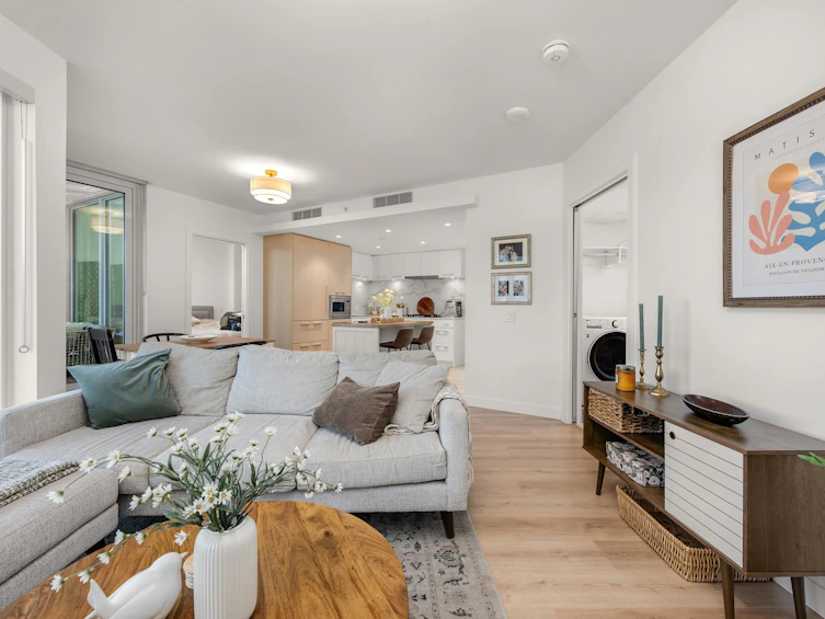 603-1500 Fern Street, North Vancouver, BC, V7J 0E6 - 9