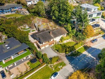 3895 Southridge Avenue - 3