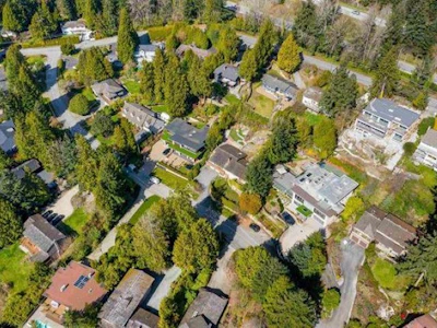 3895 Southridge Avenue - 4