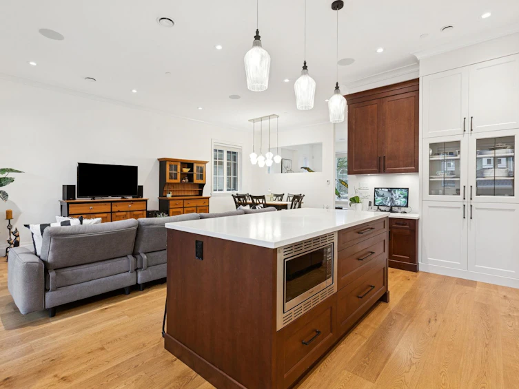 2975 W 15th Avenue, Vancouver, BC, V6K 3A2 - 12