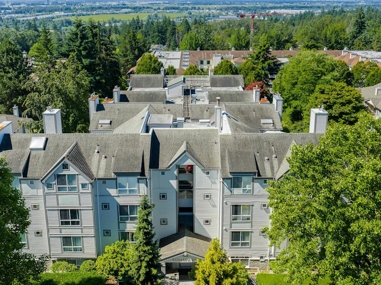 301-7465 Sandborne Avenue, Burnaby, BC, V3N 4W7 - 37