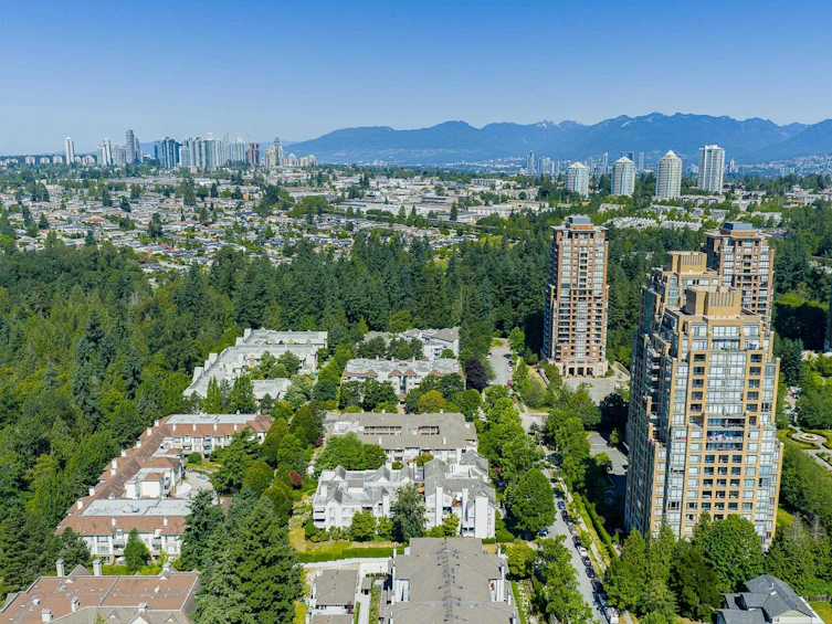 301-7465 Sandborne Avenue, Burnaby, BC, V3N 4W7 - 38