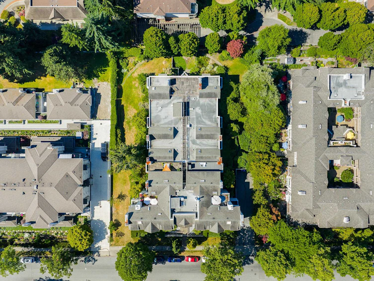 301-7465 Sandborne Avenue, Burnaby, BC, V3N 4W7 - 34