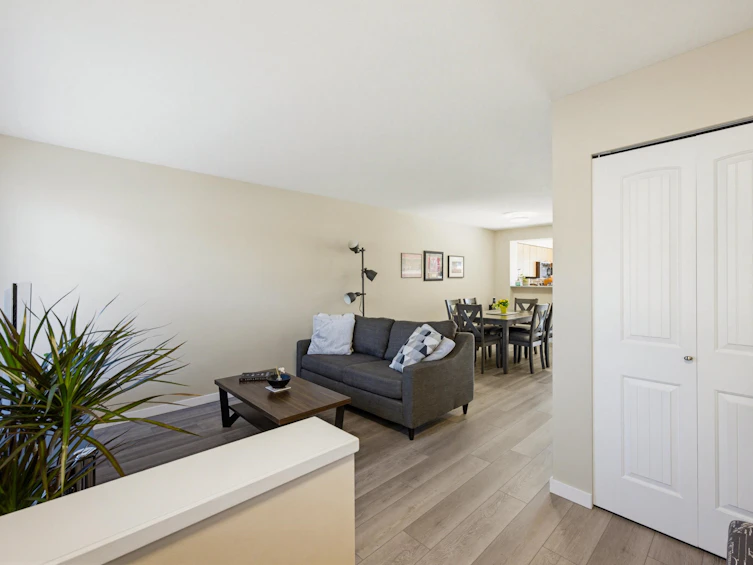 53-4401 Blauson Boulevard, Abbotsford, BC, V3G 0A4 - 4