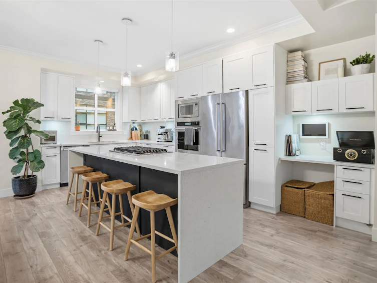 215-16488 64 Avenue, Surrey, BC, V3S 6X6 - 7
