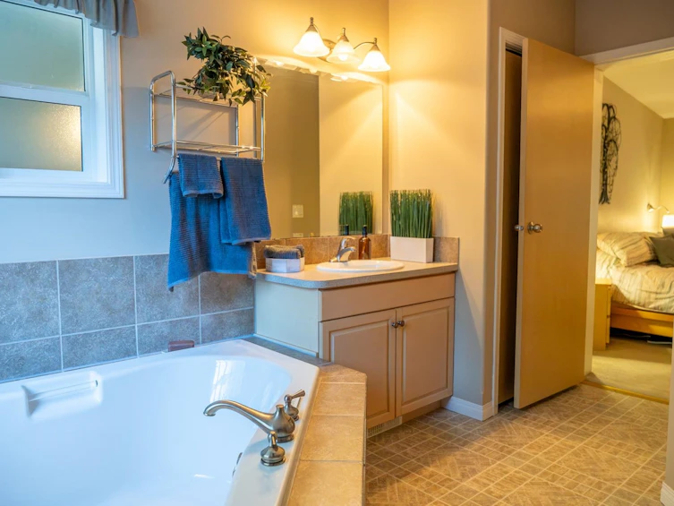 4748 Bosun Way, Pender Island, BC, V0N 2M0 - 25