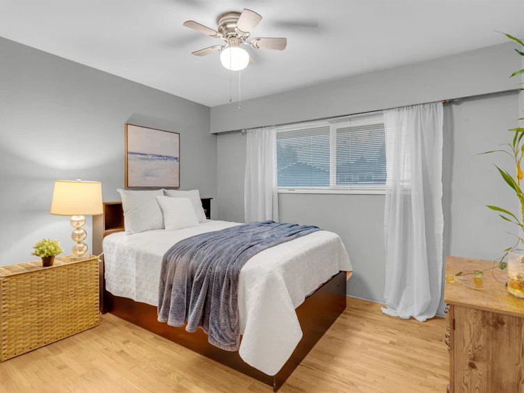10957 Jay Crescent, Surrey, BC, V3R 5B3 - 10