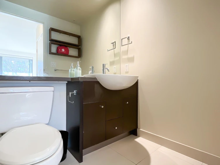 303-750 W 12th Avenue, Vancouver, BC, V5Z 0A3 - 7