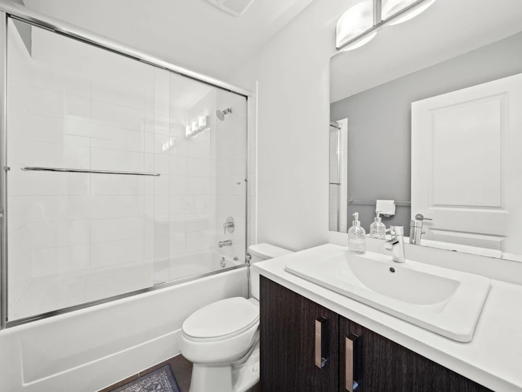 31-15340 Guildford Drive, Surrey, BC, V3R 0C9 - 21