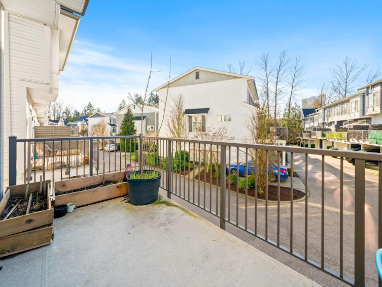 31-15340 Guildford Drive, Surrey, BC, V3R 0C9 - 23