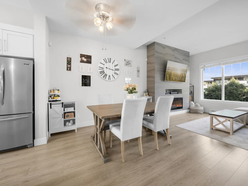 2 - 2855 158th Street, Surrey BC