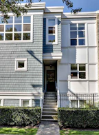 653 W 7th Avenue